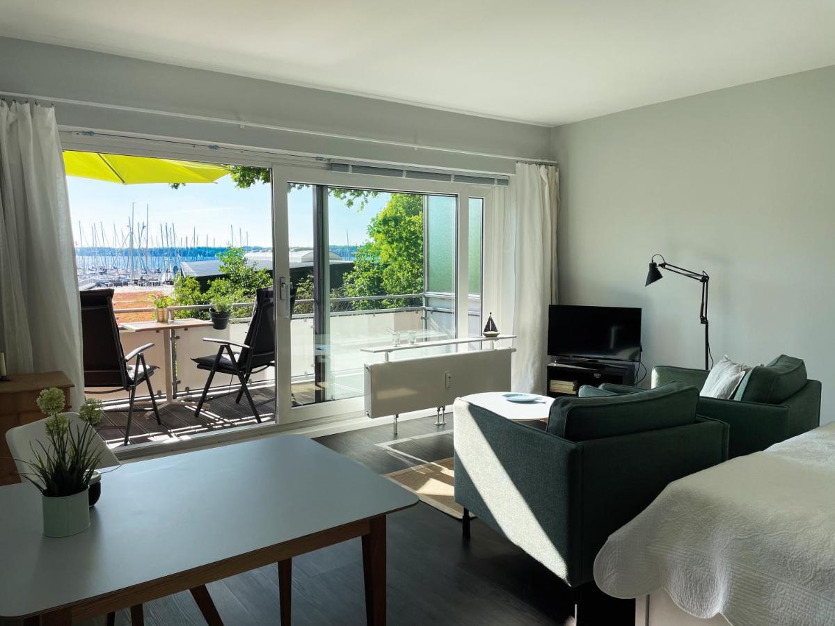 Ferienwohnung Yachthafen-Foerdeblick グリュックスブルク エクステリア 写真